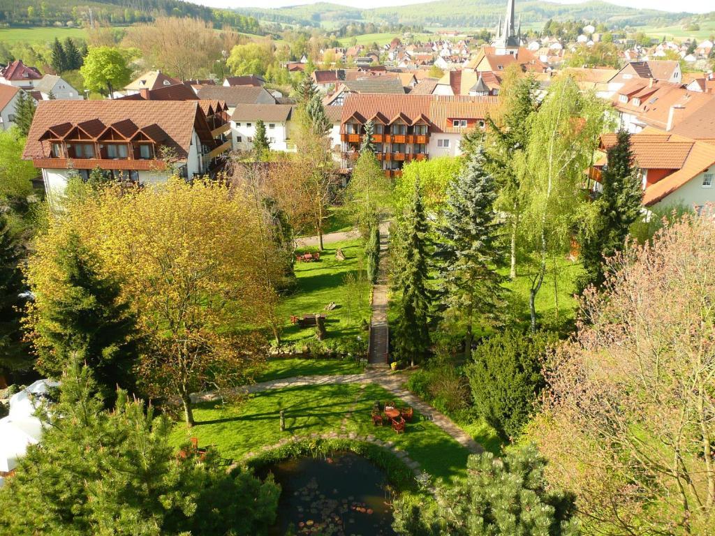 Parkhotel Zum Stern Oberaula Buitenkant foto